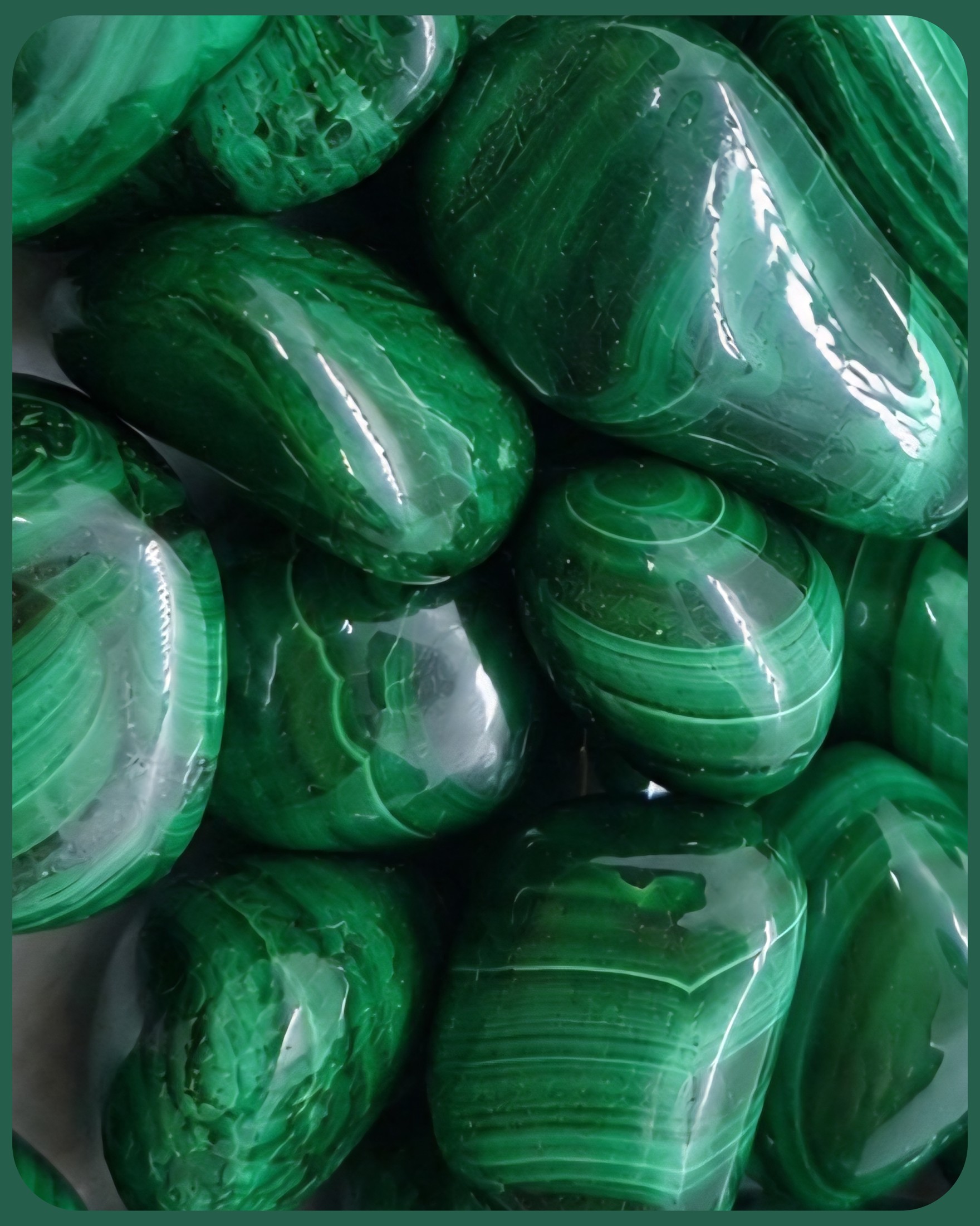 Malachite naturelle aux bandes vertes concentriques